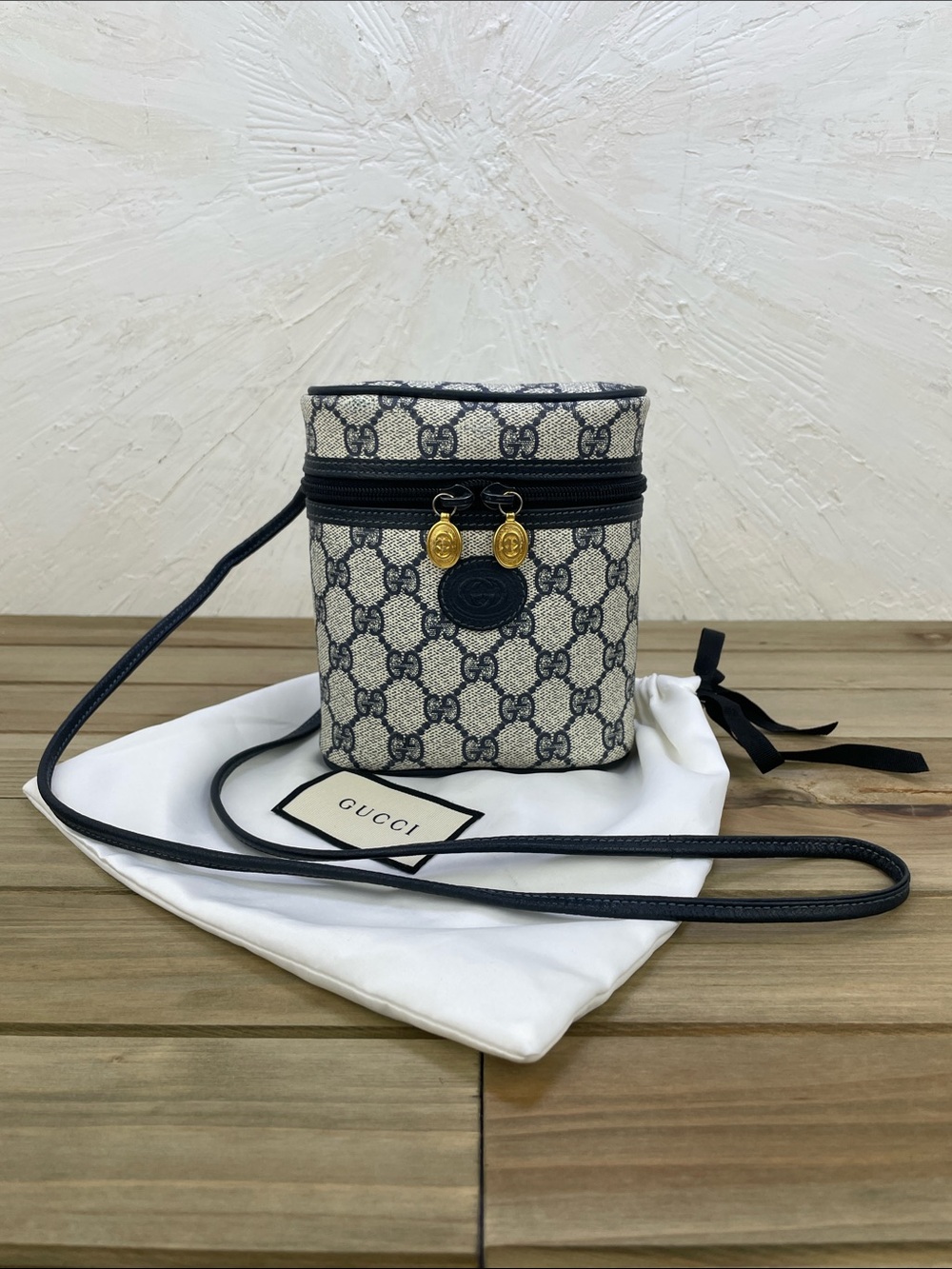 Vintage Gucci GG Monogram Supreme Crossbody Bag